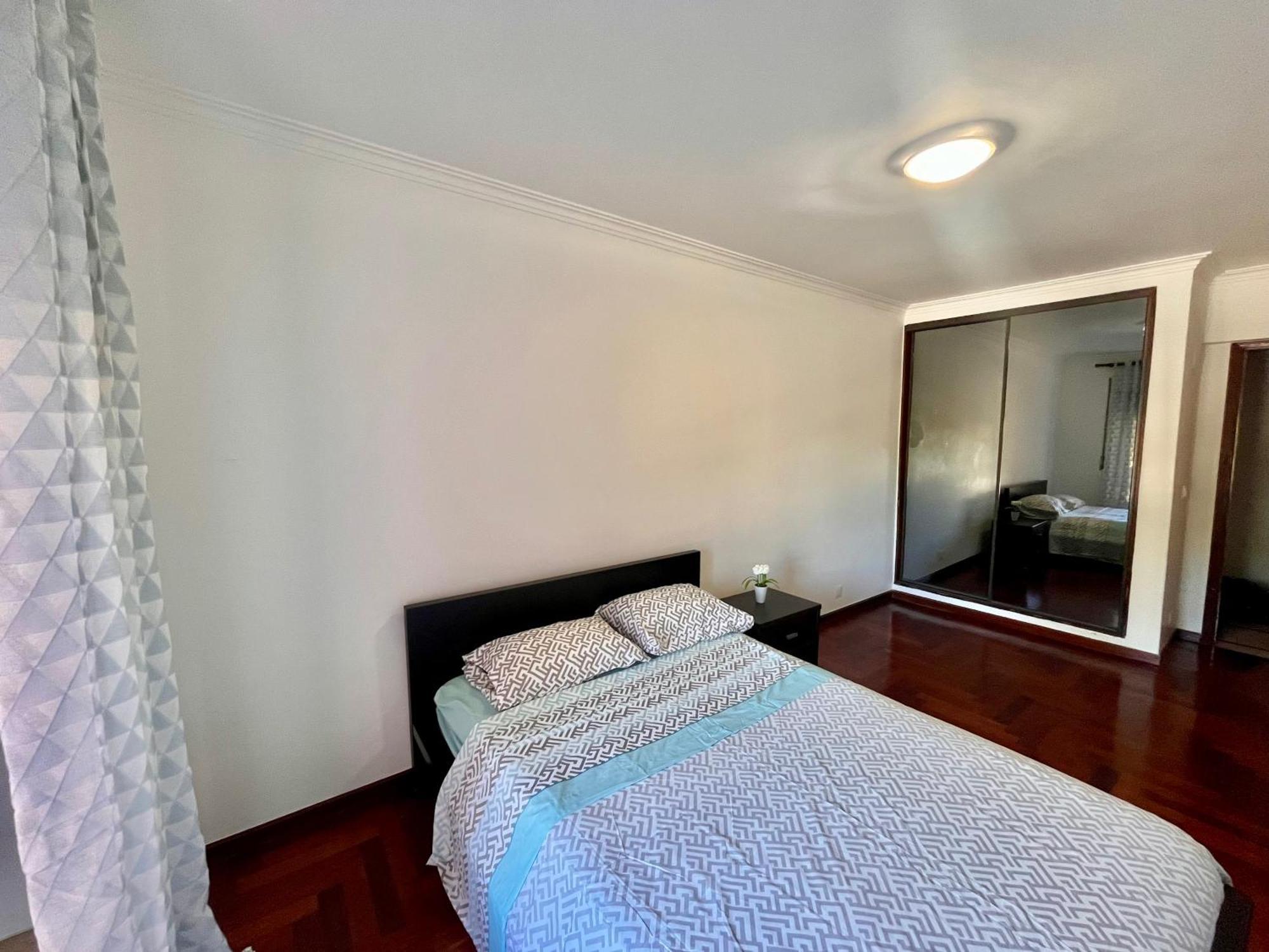 Appartement Quarto Boa Localizacao Com Cozinha E Casa De Banho à Caparica Extérieur photo